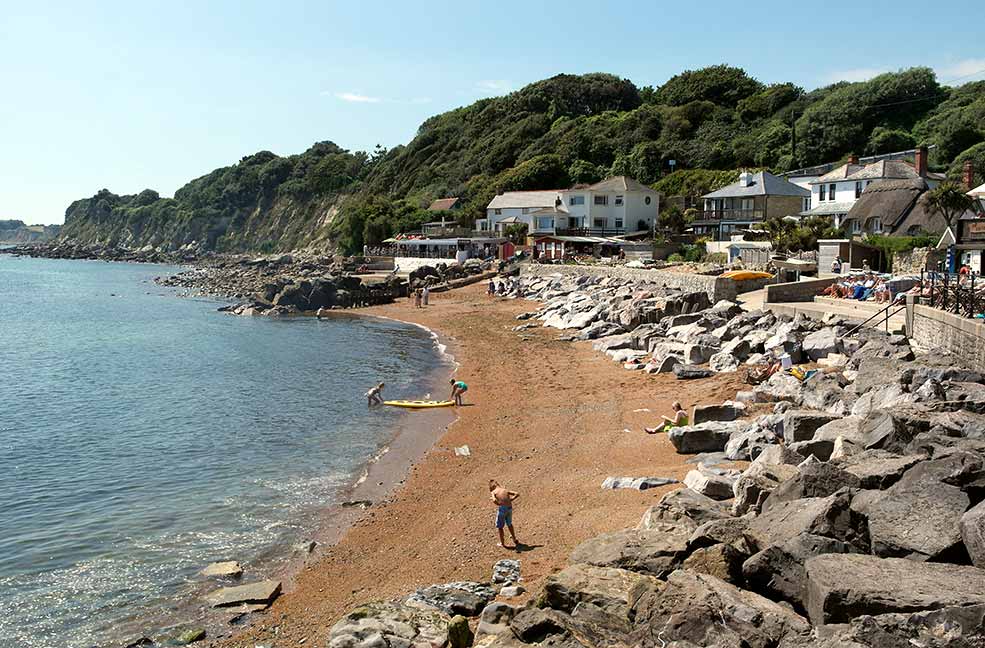 A pretty walk to Steephill Cove